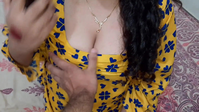 QueenbeautyQB: La bella moglie indiana ha tradito il marito e si è...