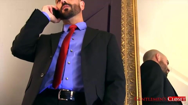 Gentlemen's Closet: Adam Russo - diversion 01
