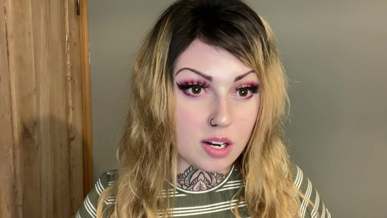 Miss Valentina: İtaatkar Uygulama