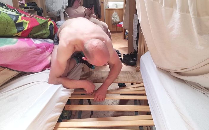 SSBBW Hunter: Het repareren van het bed ssbbw-dame Brads brak