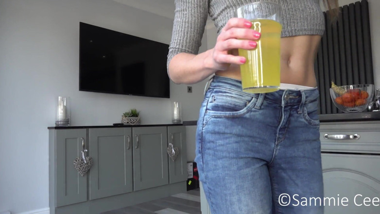 Sammie Cee: Jeans and panty wetting JOI