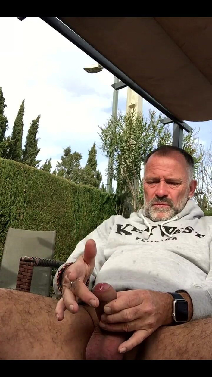 Daddybearvlc: Stream Começou em 02/15/2024 01:58 Pm