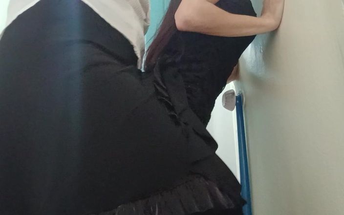 Lesbian-illusion: Aku dan tetanggaku penuh gairah waktu pacarku lagi kerja