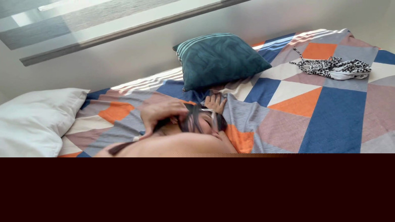 Saraymike: Cât de bine se fute vecina mea sexy, mi-am pus...