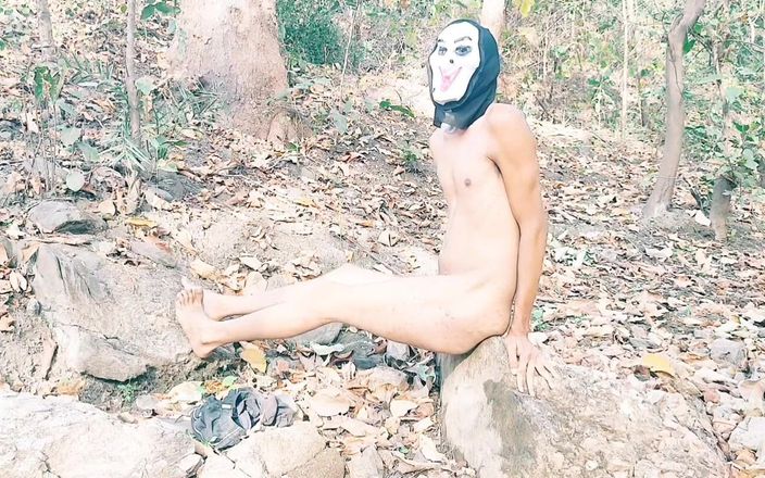 Tani: Crot di luar ruangan