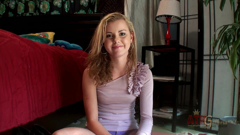 ATK Fans (Lesbians): Jessie Rogers and Alisa Ford behind the scenes