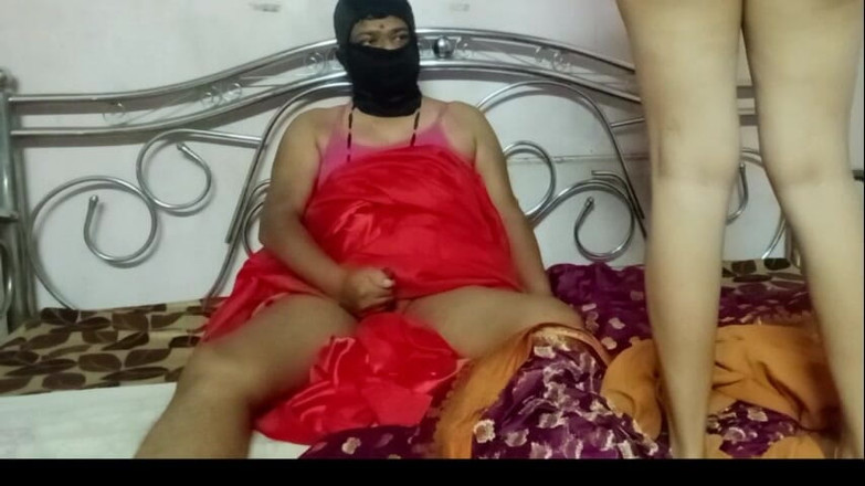Rangeeli_Mangala: Desi Bhabhi geniet met Kinner