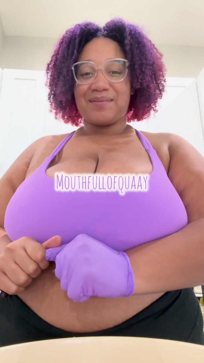 Biggdebbie solo: Awek montel ini boleh memasak