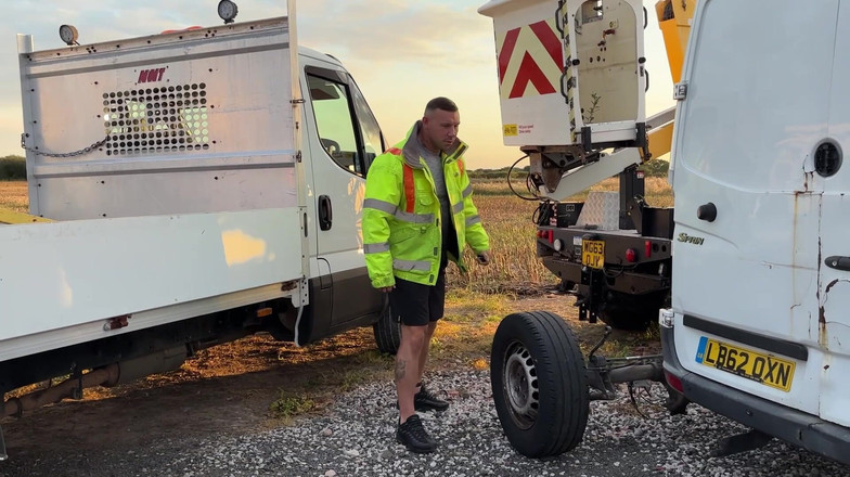 Yourfavecumslut: Seks anal threesome di kantor ganas