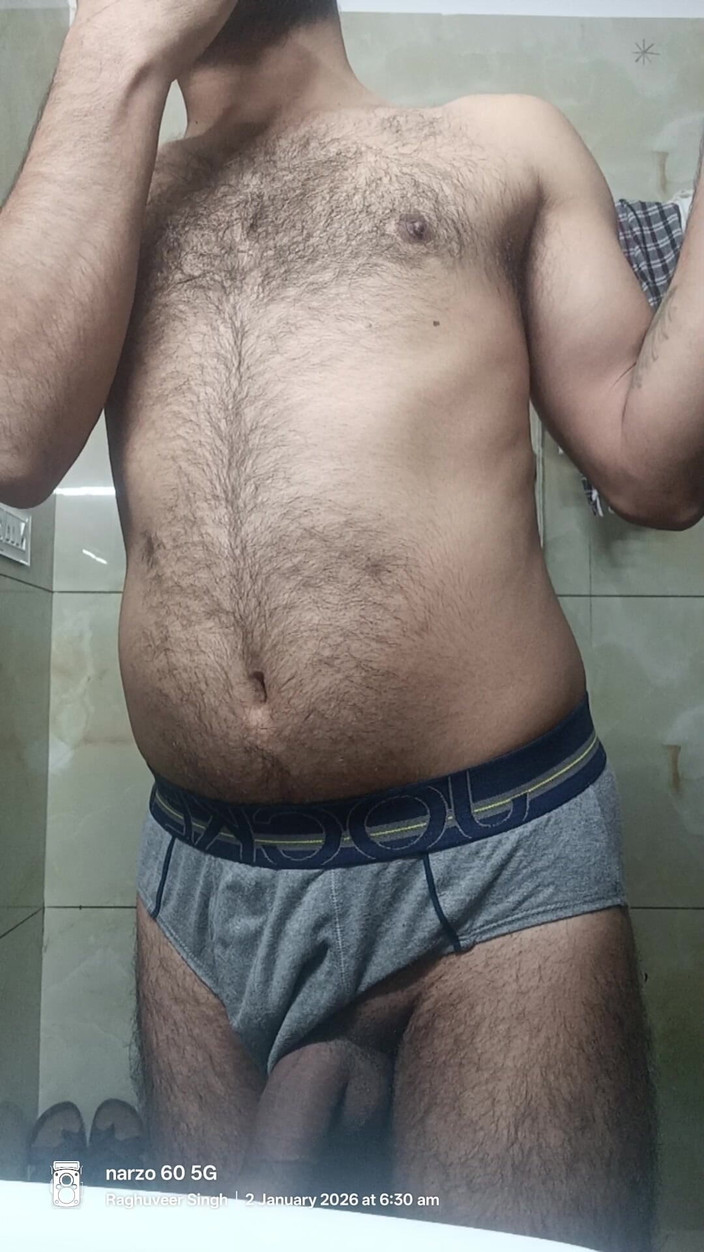 Rajasthani-old-lover: Indisk Rajasthani Desi Man Njut av dusch och masterbation show...