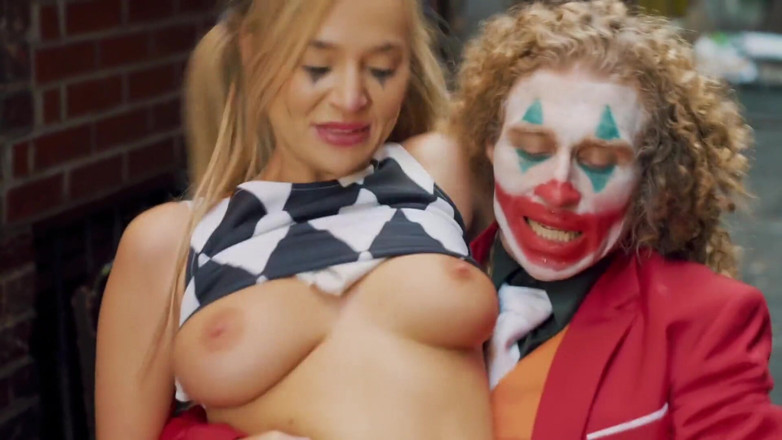 Cosplayground: Blake Blossom jako Harley Quinn je tvrdě ošukána Jokerem - Joker...