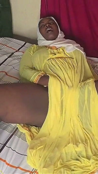 She Was Trapped in the House Then She Masturbate Instead of Running Away