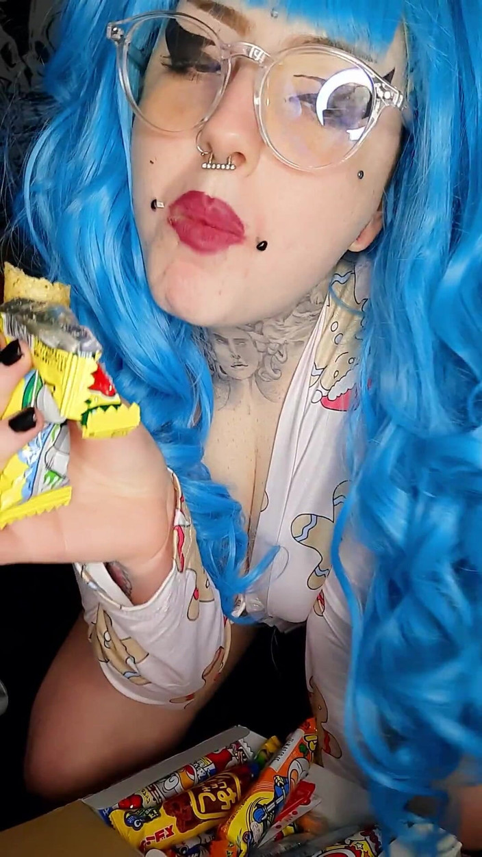 Yourfavecumslut: Ăn đồ ngọt Nhật Bản