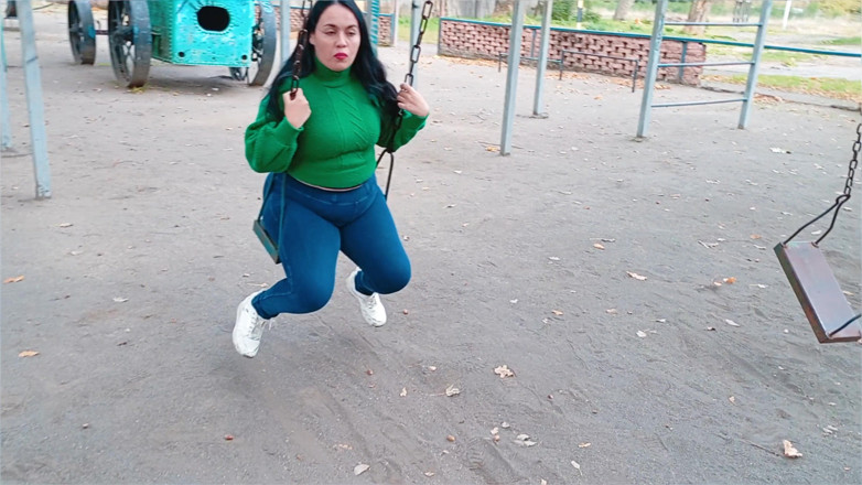 BBW Kelly Mom: Can You Help Me Swing, Baby? Push Me Harder From...