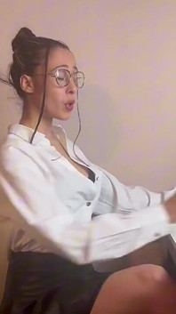 A secretária tesuda