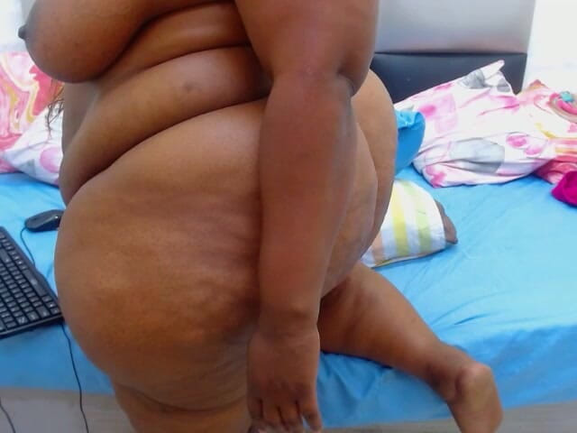 Big black clapping booties: Branle-moi mon énorme cul de BBW, épisode 1013