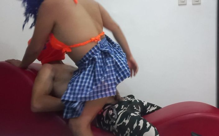 Martin13: Knullar i maximal hastighet i sällskap med min heta styvmamma!...