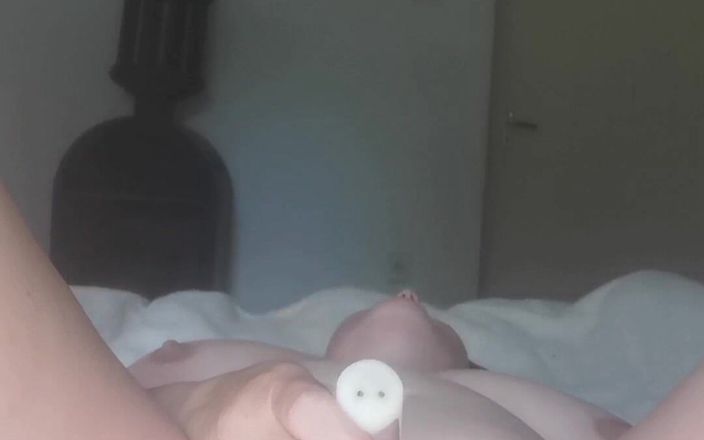 Mumi05: Mein lieblings-dildo