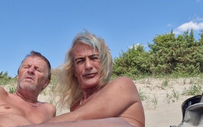 Gigi and David: セックスショーストリップチャット、ヌーディストビーチ、ニューハーフと男、ジジとデイブ2025年5月17日、P1