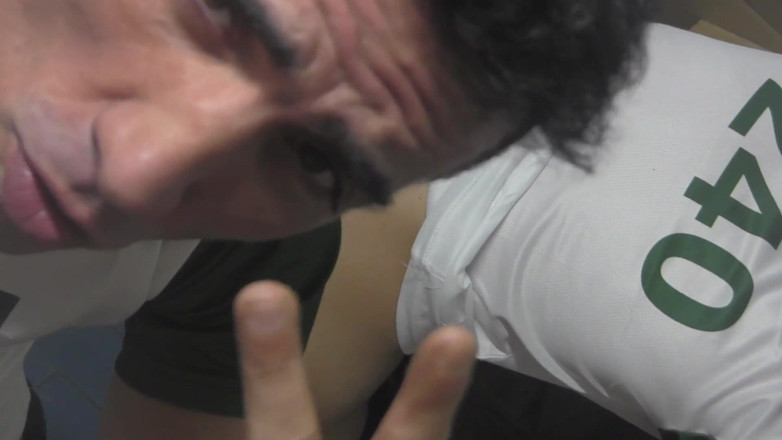 Amadeus studio: Meu padrasto me fode antes de eu ir para a...