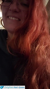 Cuckquean Selfie - 출생일 동안 남편을 따먹는 친구의 말을 참을성있게 듣기