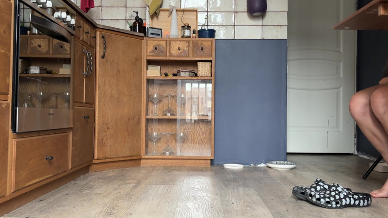 Karafuto 404: Hairy GF Fingers Wet Pussy with Feet Closeup