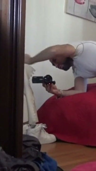 Jovem hetero chupando pau grande