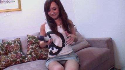 Babe Stare: Luna masturbates her hairy pussy with sex toys