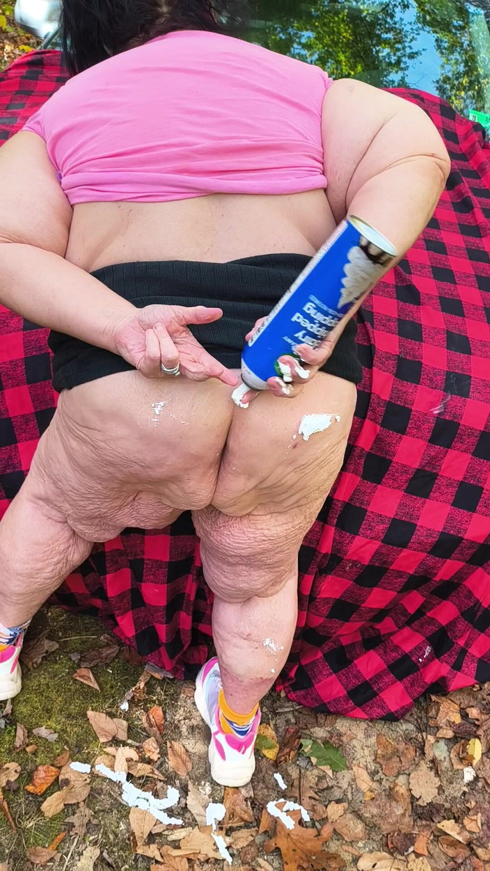 HerculesnVENUS: Kousej mě, řekla na jejím zadku, že se udělá, konečně