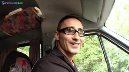 Porn Stream Live: Alma Bank sex în trei ciudat cu Frank și Mike Angelo
