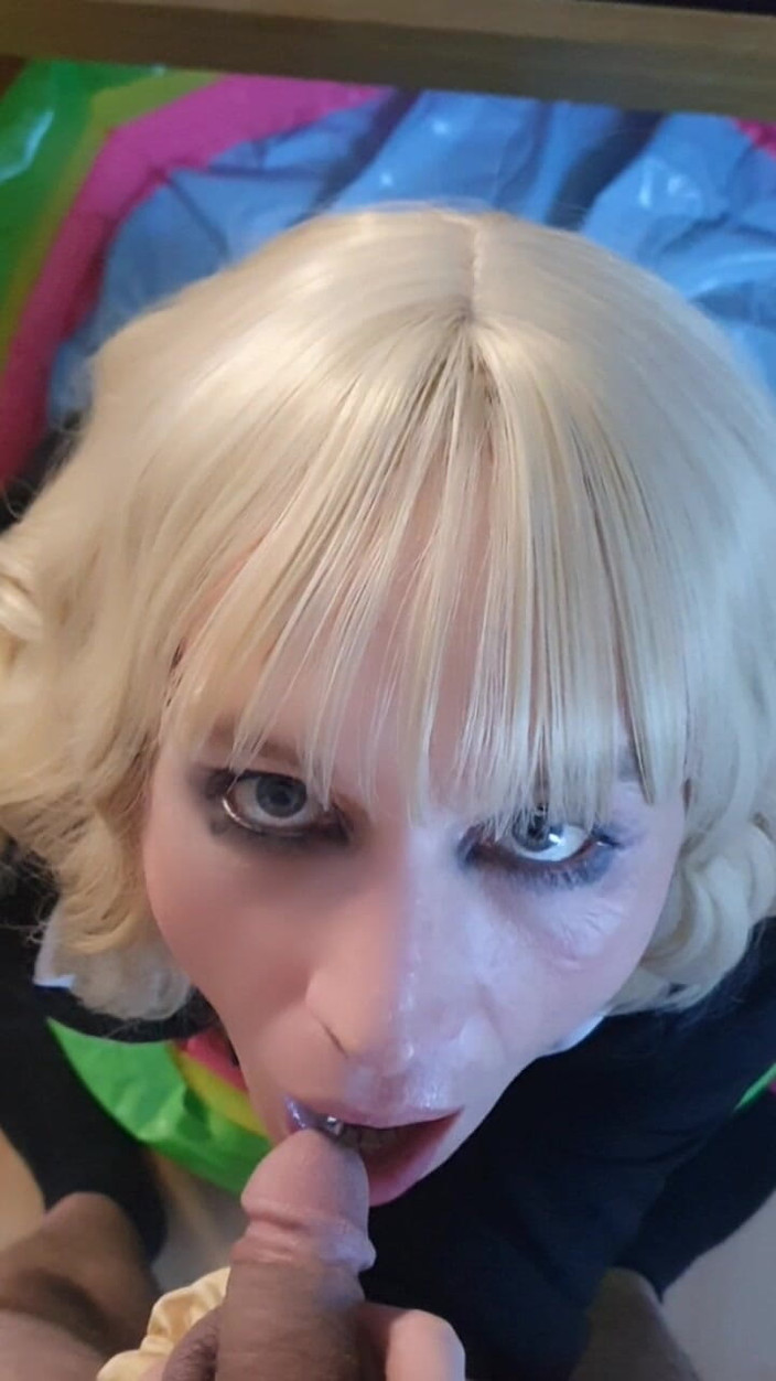 Skinnyminxx_xd: Sissy jadi kehausan setelah sesi