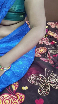 Ruhige Momente, während er vadina Telugu Voice besucht