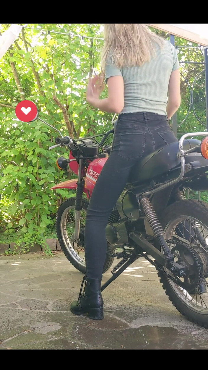 Lilux69: Pausa rápida para orinar