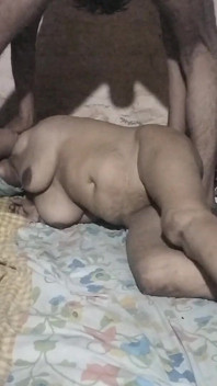 Patni Ki Saheli Ko Sari Raat Pela