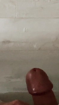 Wearing a Skirt and Thong on My Big Ass Masturbación