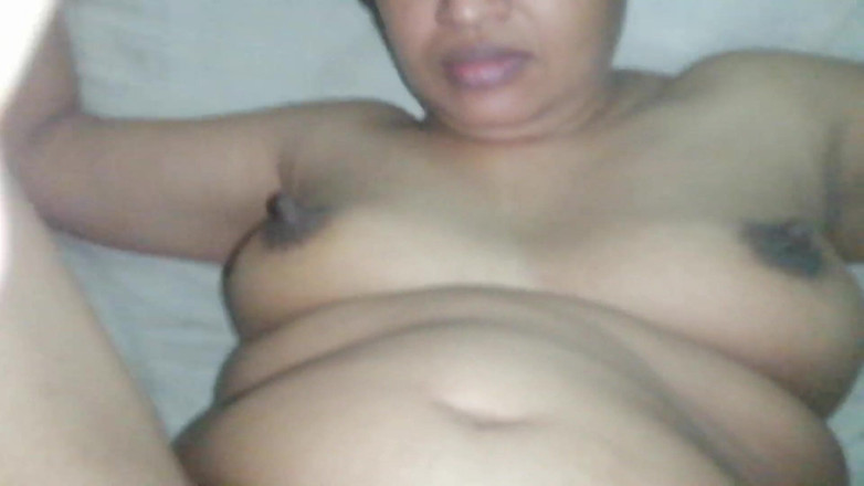 Tina Baby: Bondager Fo Desy Aunty