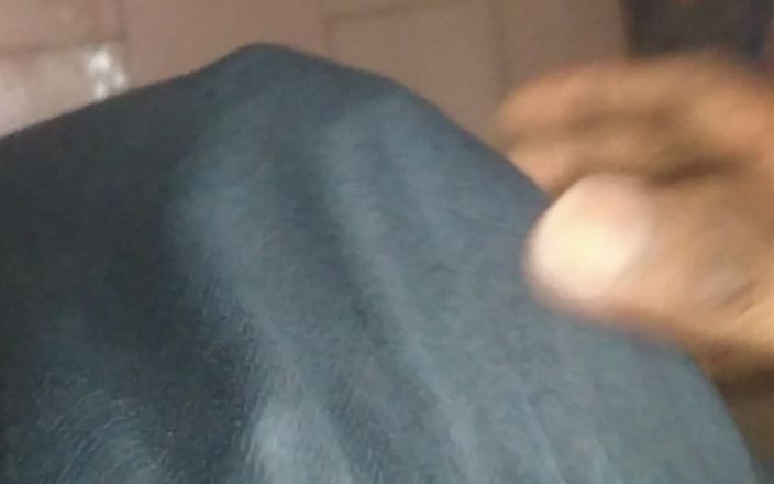 Tamil 10 inches BBC: Tamil 10 centimeter grote zwarte lul geen innerlijke nachten