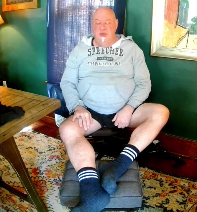 Beardaddychub: Webcam Jerk off for a Fan!