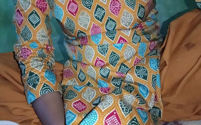 Pooja Sexy: देसी गांव भाभी का अपने पड़ोसी के साथ सेक्स वीडियो