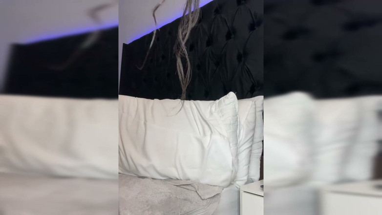 Juicy World: Svart tonåring upclose pussyplay &amp;dildo jävla