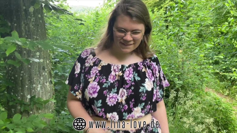 LinaLove_: Baldracca?!? Lascia che il Contadino scopi e sborra dentro per...