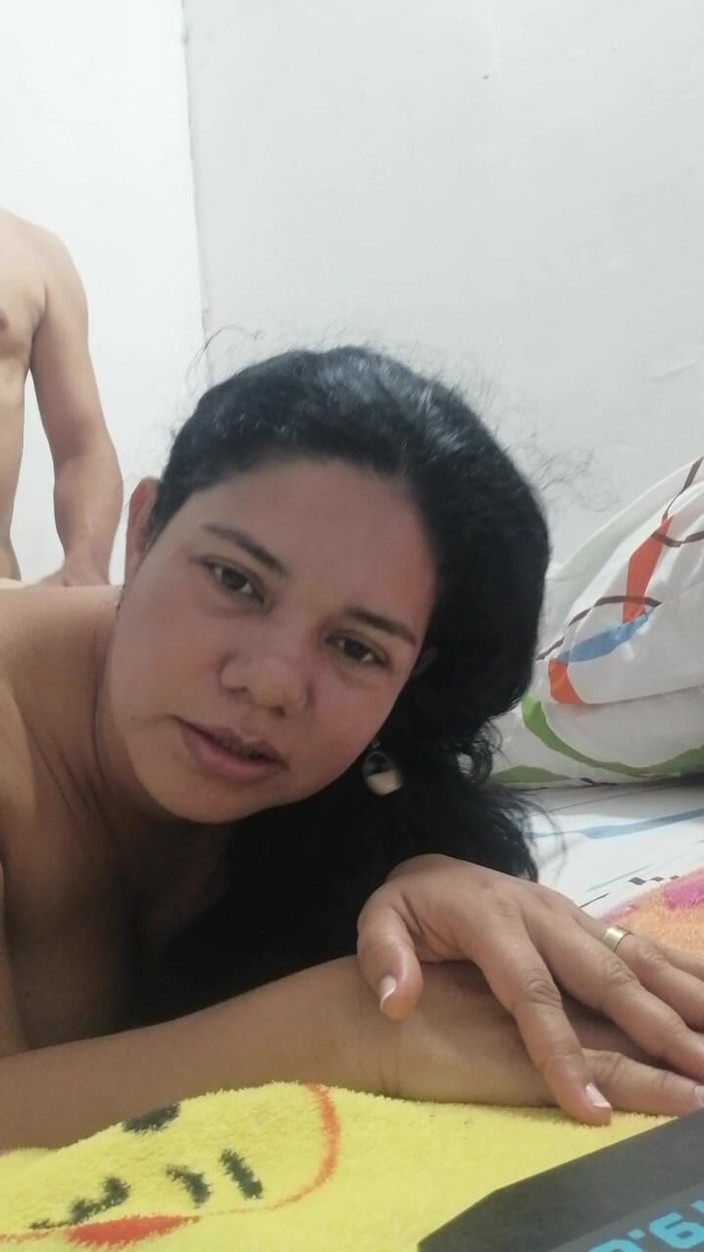 Valkyrie and Luigy Couple: My slut girlfriend loves to suck my balls, deep throat...