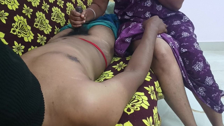 Tamilponnuj: Adik tiri isteri dengan saya