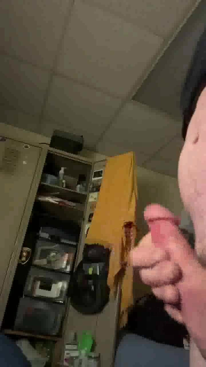 Tatted Daddy: Cumshot