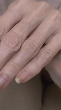 Tangan dan kuku yang indah dan elegan yang dipersembahkan oleh Lady Victoria Valente Bagian 2