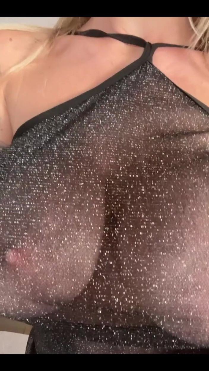 BunnyBlondyX: 가슴