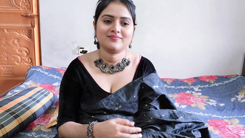 Angel Surovi Lata: Une belle bhabhi desi indienne avec son devar après une...