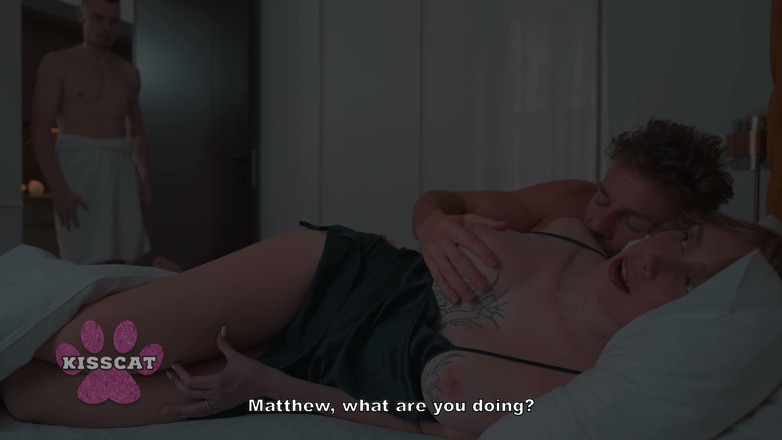KissCat: 不要喊丈夫发现继父和继女一起加入 FMM mrcat Matthew Meier
