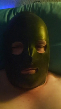 Schwanzspiele in Latex