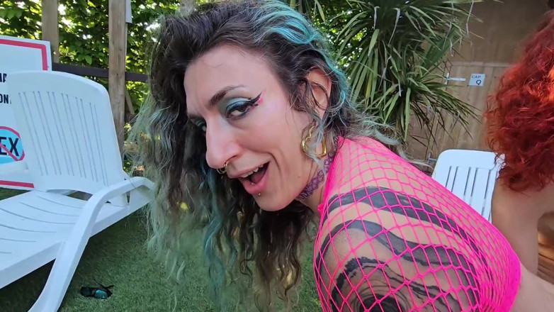 Ferrero anal experience: Lesbian Threesome with Fisting at the Naturist Campsite